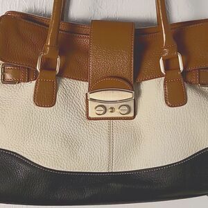 👜 Nine West Tan, Cream and Black Shoulder Bag